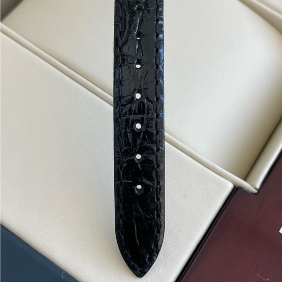 LONGINES 🐎 Ladies Mini Watch Presencé. Gold & Black. NEW + Box. - Picture 5 of 10